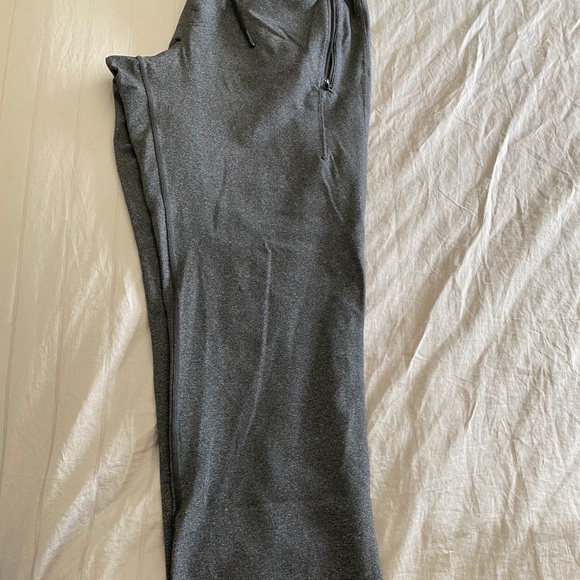 Lululemon Men’s Pants - Picture 2 of 3